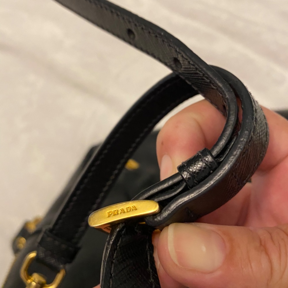 Prada Shoulder Bag PRICE DROP! - Picture 10 of 16